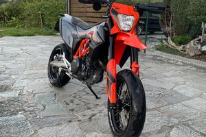 Ktm 690 smc-r 2022
