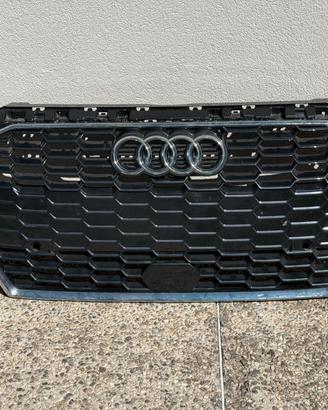 Griglia  anteriore audi a3 8y 2020-2024 8Y0853651A