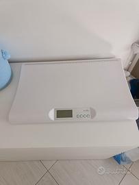 bilancia pesa neonati come nuova perfetta 