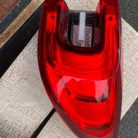 Fanale posteriore kadjar