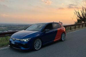 Golf 8R