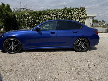 Bmw 330d super accessoriata