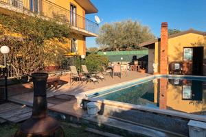 Villa con piscina pressi Etnapolis