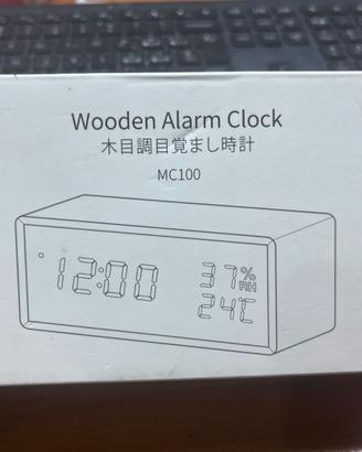Meross MC100 Wooden Alarm Clock – Sveglia Digitale