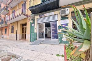 MAGAZZINO A PALERMO
