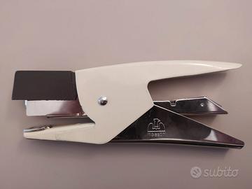 Cucitrice pinzatrice Romeo Maestri Milano