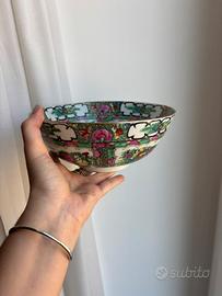 Antica coopa in ceramica cinese