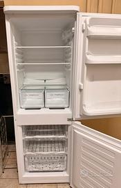 Frigorifero combinato Indesit come nuovo