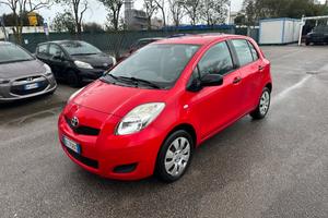 Toyota Yaris 1.0 5p. Now - 2010 - 99.000km Neop.