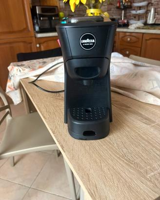 macchinetta del caffe Lavazza a modo mio