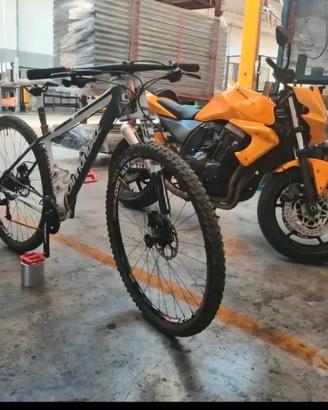flash carbon 2