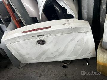 PORTELLONE POSTERIORE FIAT 124 Spider Serie (348)