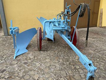 Aratro Gherardi destro e sinistro idraulico