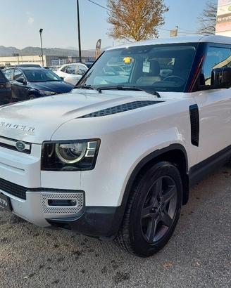 LAND ROVER Defender (2019) Defender 90 3.0D I6 200