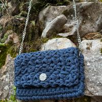 Pochette all’uncinetto