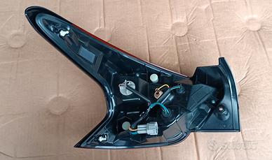 Fanale posteriore destro Nissan Micra