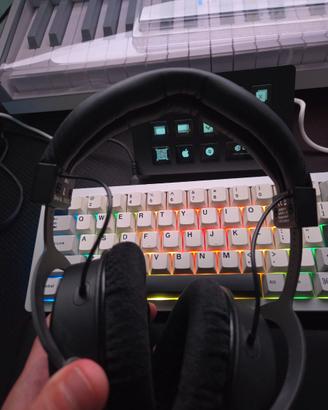 beyerdynamic DT 1990 PRO