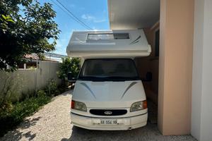 FORD  CAMPER 7 posti Letto