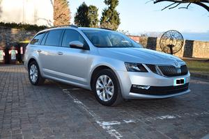 Skoda Octavia Executive 1.6TDI 85kW cerchi 18"