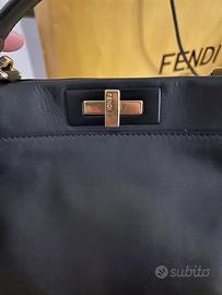 Borsa Peekaboo Fendi