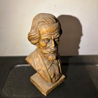 Statuetta di G. Verdi in resina effetto bronzo