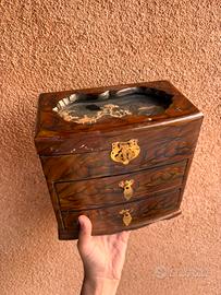Cofanetto orientale portagioie vintage