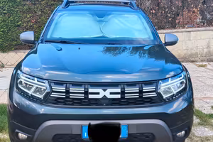 Dacia Duster journey up gpl