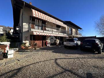 PORZIONE DI BIFAMILIARE A COAZZE