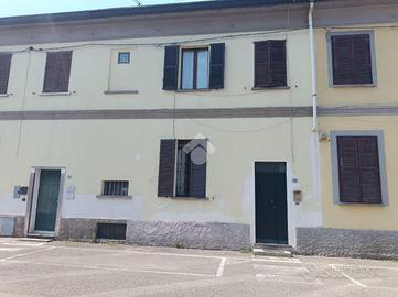 2 LOCALI A BARLASSINA