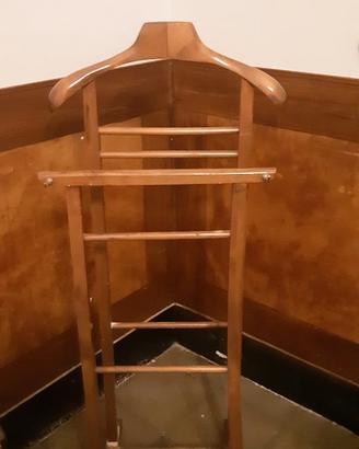 Servomuto in legno