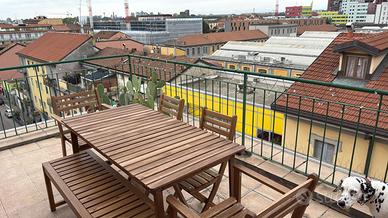 Zona Bovisa ultimo piano con terrazzo