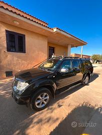 Nissan Navara a petrosino 