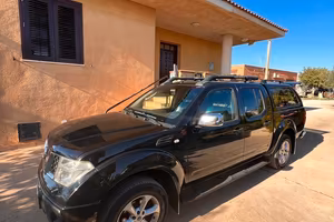 Nissan Navara a petrosino 