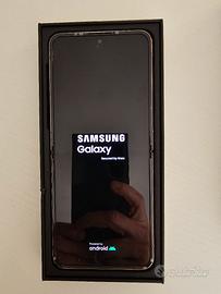 Samsung Z Flip4 128 GB