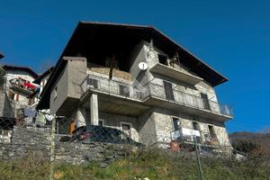 CASA INDIPENDENTE A GRAVEDONA