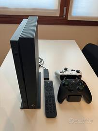 Xbox One X, 1 tera, 2 joypad, decoder tv