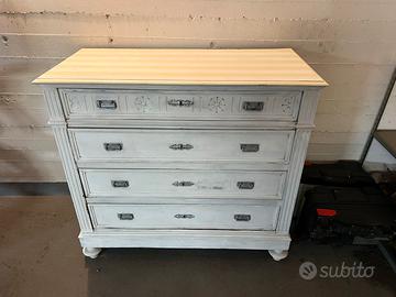 cassettiera shabby chic