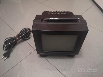 Tv portatile Roadstar 7" con radio