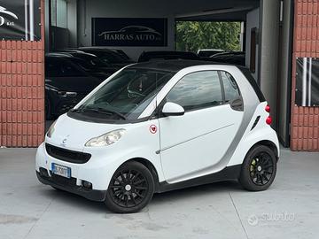Smart ForTwo 1000 52 kW coupé limited two