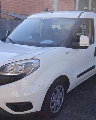 FIAT - Doblò STRADA WORK UP MJT 1.3 MJT PICK-