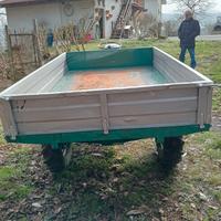 trattorino con rimorchio 