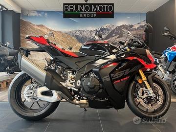 Aprilia RSV4 Factory
