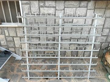 Portabottiglie in ferro, dimensione 150x128x65