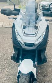 Honda xadv 750