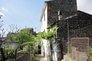 Appartamento di 110 m² con più di 5 locali a Auson