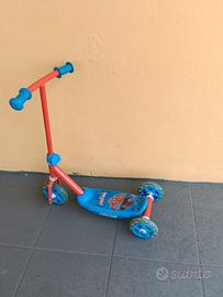 monopattino Spiderman