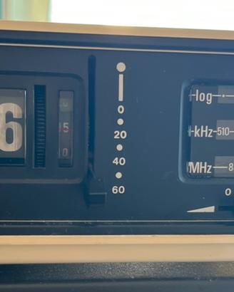 Radiosveglia Grundig sono clock 5 anni 70