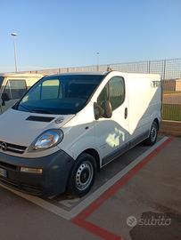 Opel vivaro 