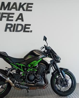 KAWASAKI Z 900 PERFORMANCE - 2025