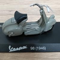 Vespa 1946 e Moto Guzzi Falcone1957